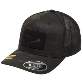 Oakley Multicam 110 Snapback – Unisex, Black & Dark Green Camouflage