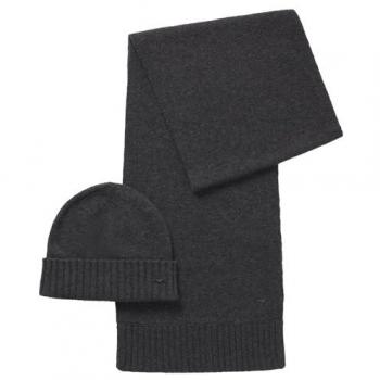 Colección Boss: Gorros y bufandas grises para hombres