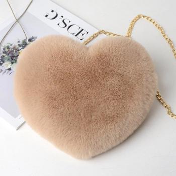 Winterliche Schultertasche mit Kette