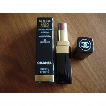 Chanel Rouge Coco Shine – 99 Melancolie (Glanzfinish) – luxuriöser Lippenstift