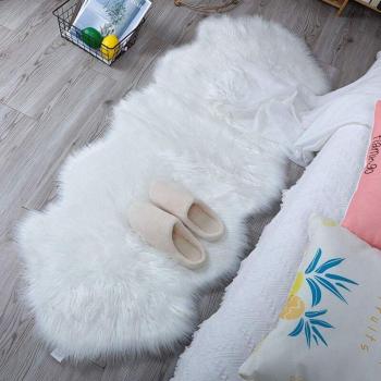 Cozy Corner Carpet – 24x48, Fluffy White Edition