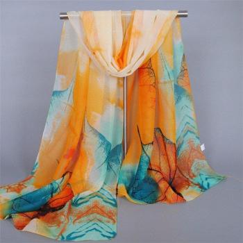 Foulard Floreado Casual