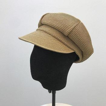 Gorra octagonal unisex con visera