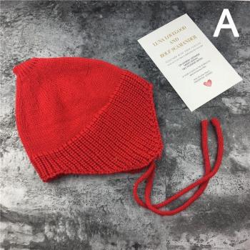 Gorro con orejeras “Aventurita”