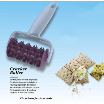 Cookie Cutter and Rolling Biscuit Cutter Set