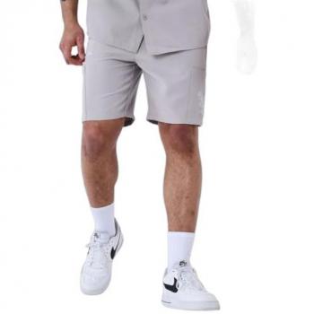Short à fleurs brodé