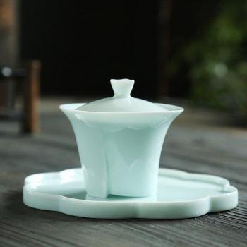 Fat jade porcelain tea tureen