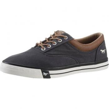 Mustang Halbschuh mit kontrastreicher Sohle – Sneaker für Herren, Schwarz, 9