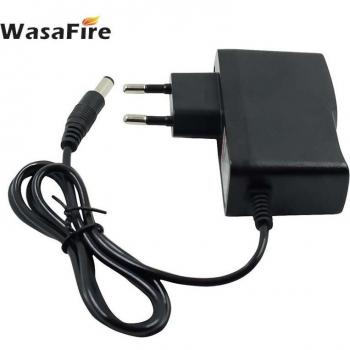 Fietslicht Muur Charger 5.5Mm 8.4V 1A