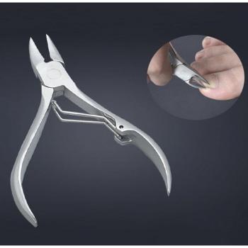 Pince multi‑usage pour ongles incarnés