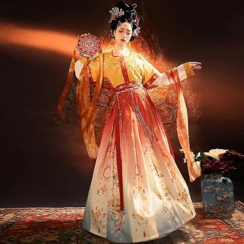 Sérénité Traditionnelle – Hanfu Femme