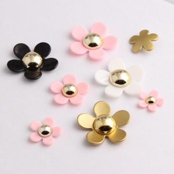 Cabochons colorés pour cheveux