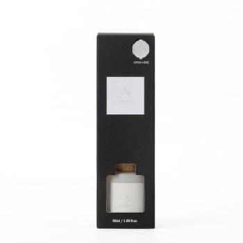 Aroma Naturals White Vanilla Bean Reed Diffuser – Frosted Decadence, 50 ml