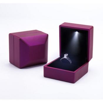 Coffret d’alliage LED pour fiançailles