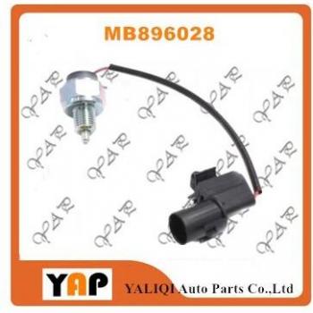 4WD Gearshift Indicator Lamp for Mitsubishi Pajero V21 V23 V24 V25 V26 V43 V44 V45 V46 V47 V55 MB896028