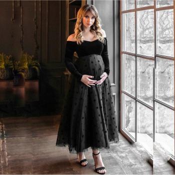 Tüllkleid für Babybauch-Fotografie
