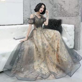 Robe Chic à Épaule Dévoilée