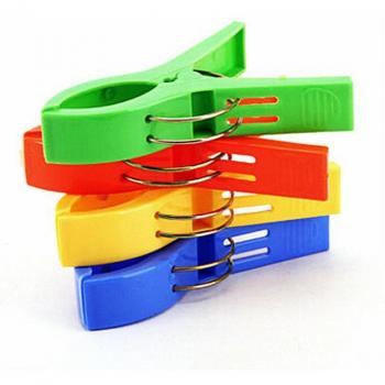 4-Piece Useful Clip Set for Beach Towels