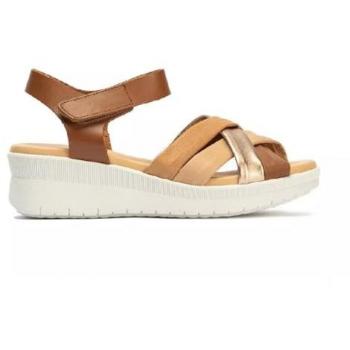 Sandalias marca Pitillos para mujer en color marrón