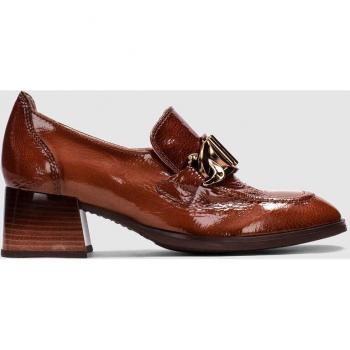 Mocasines marca Hispanitas para mujer en color marrón