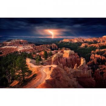 Papermoon Vlies-Tapete »Stefan Mitterwallner: Blitz über Bryce Canyon, Premium-Qualität«