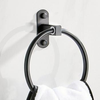 Anneau porte-serviettes design pour salle de bain