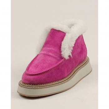 Suede Fuchsia UGGs by Evromoda – 36 & 37