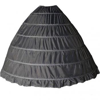 Ropa de novia elegante con enagua