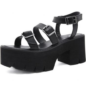 Zapato Gótico con Hebilla