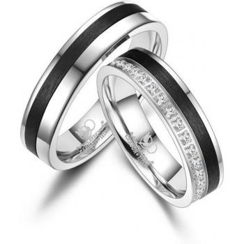 Schwarzer Eleganz Ring – MARRYA