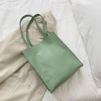 Crocodile Design Women's Shoulder Bucket Bag