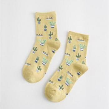 Simple Women’s Jacquard Socks
