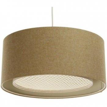 Elegante Hängeleuchte mit Rattan-Design