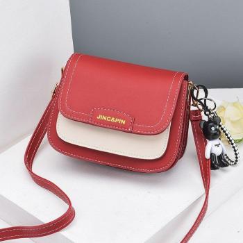 Bucket-Style Women's Travel Pack