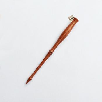 Soporte de escritura antigua en madera de rosa