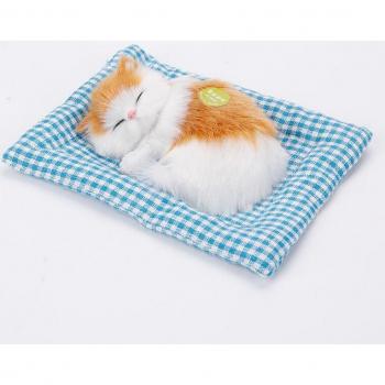 Muñeca de felpa para gatos