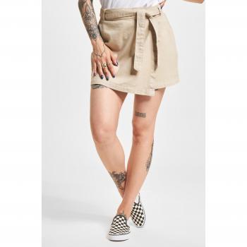 Mini falda Only con lazada y cinturón beige