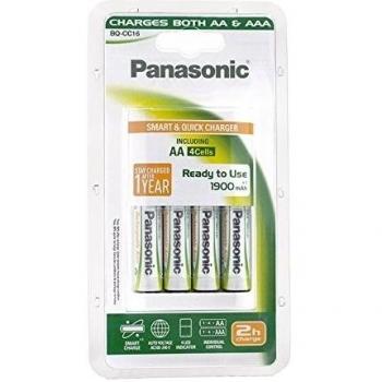 Cargador de Baterías Panasonic con 4 Pilas AA 1900 mAh