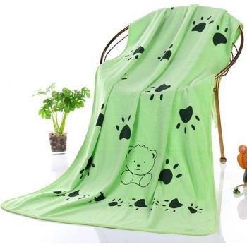 Toalla Pet Pro 140x70 cm – Alta Capacidad de Agua y Durabilidad