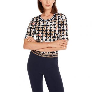 Marc Cain T-Shirt mit Herzprint – Marine Ripp‑Optik – Größe 40