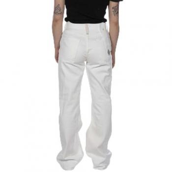 Jean Amish Kendall Bull Blanc