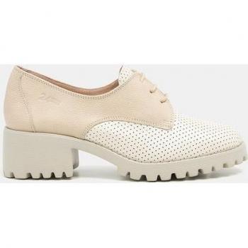 Calzado Blucher beige para mujer con calados finos “Pippo 24hrs”