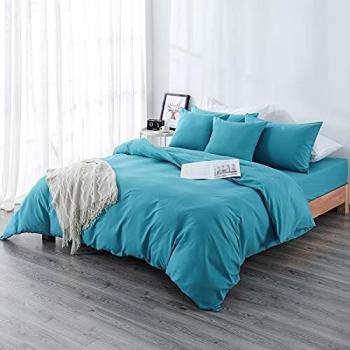 CozyNest Collection: Aisbo Soft Duvet + Fitted Sheet Bundle