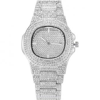 Reloj Dorado de Cuarzo con Pulsera de Diamantes
