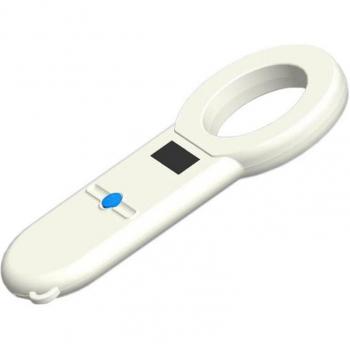 Scanner à micropuce portable pour chien