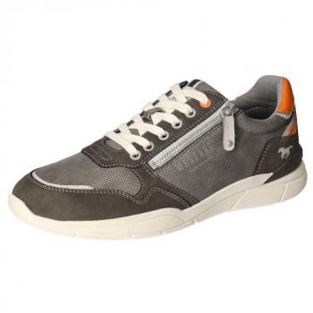 Lage Baskets Mustang 4138309 en Vert
