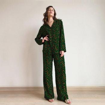 Hiloc Women's Long Sleeve Leopard Pajamas