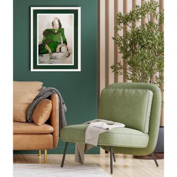 Queence Poster »Dunkelgrüne Frauenfigur« mit Passepartout
