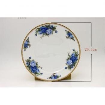 Assiette Élégante en Porcelaine Dorée – Fruits & Gâteaux