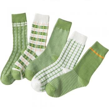 CHAOZHU Casual Women's Socks with 5 Patterns in Matcha Green